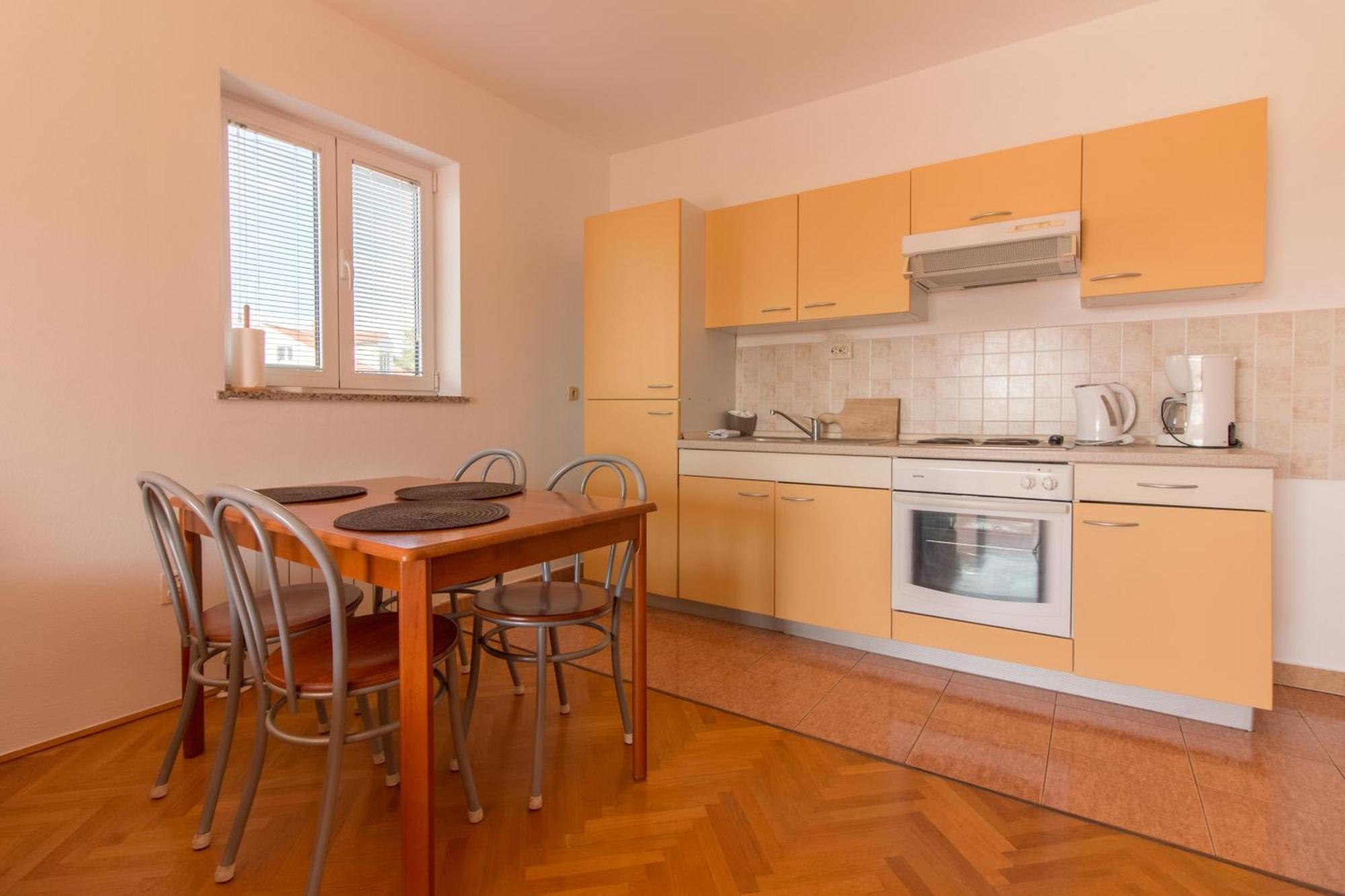 Malinska - Apartment Glavas Kültér fotó