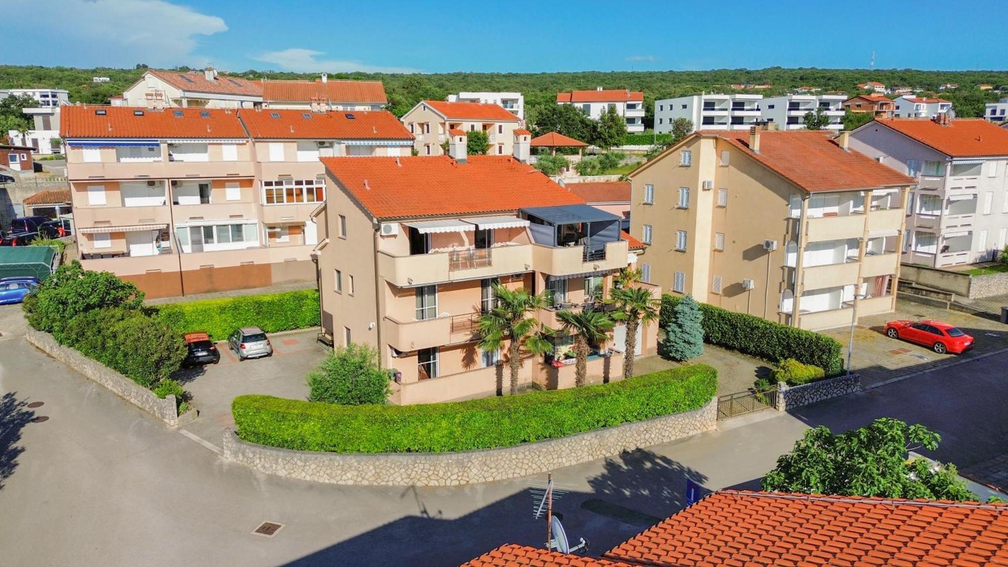 Malinska - Apartment Glavas Kültér fotó