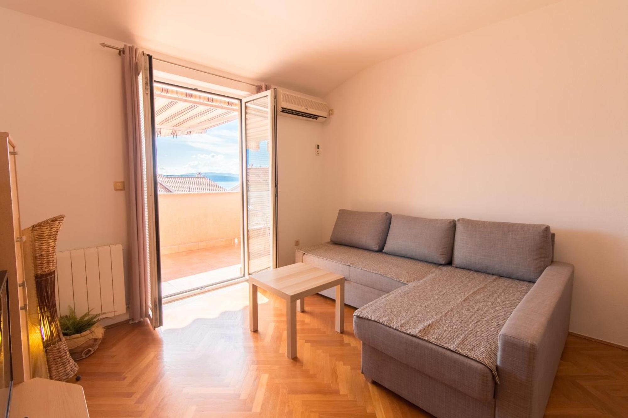 Malinska - Apartment Glavas Kültér fotó