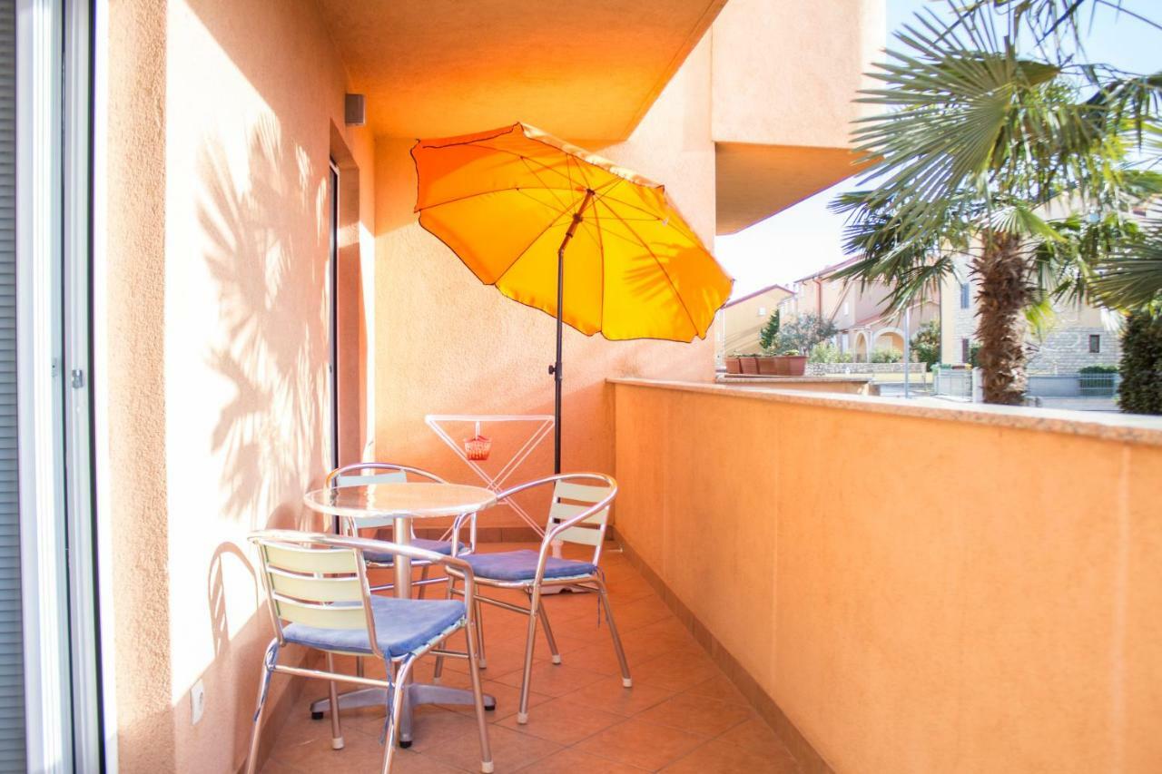 Malinska - Apartment Glavas Kültér fotó