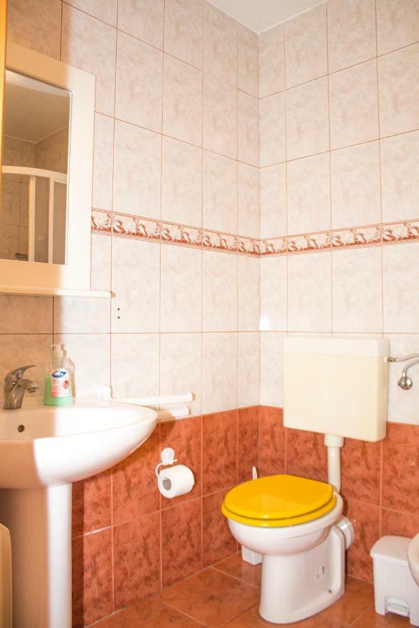 Malinska - Apartment Glavas Kültér fotó